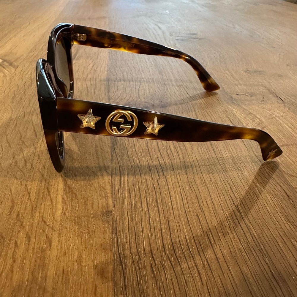 Gucci Brown Tortoise Shell Oversized Sunglasses - image 5